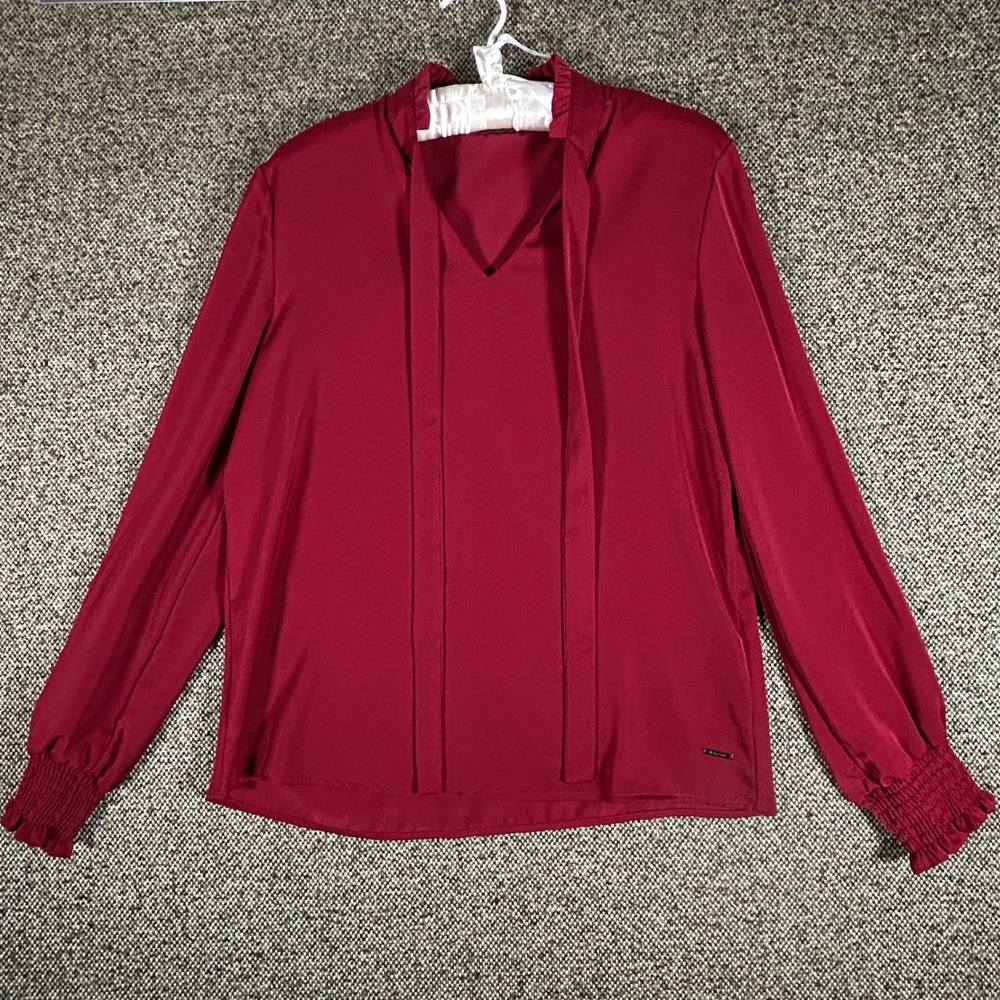 Tahari Blouse Womens Medium Burgundy Tie Neck Smocked Cuff Long Sleeve Top